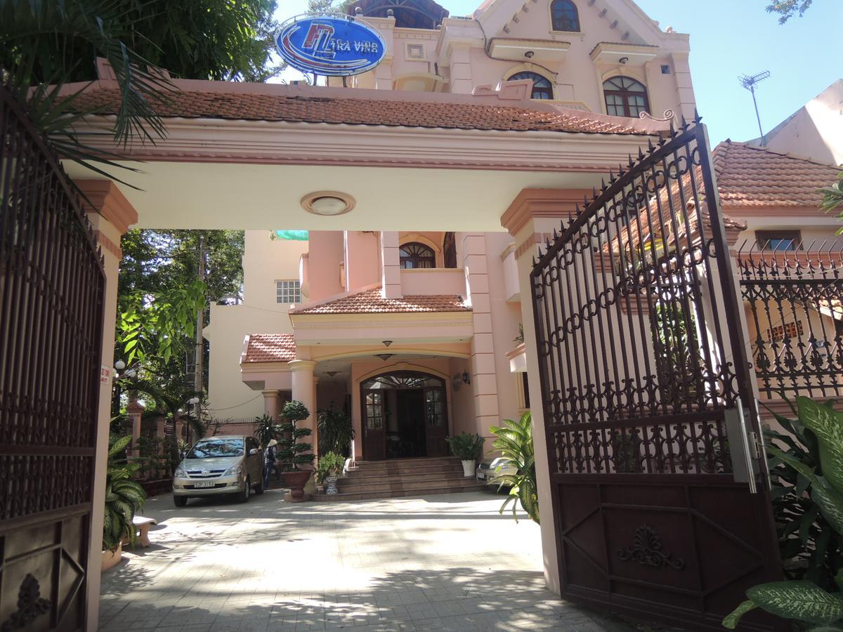 Palace Hotel 1 Trà Vinh Exteriör bild